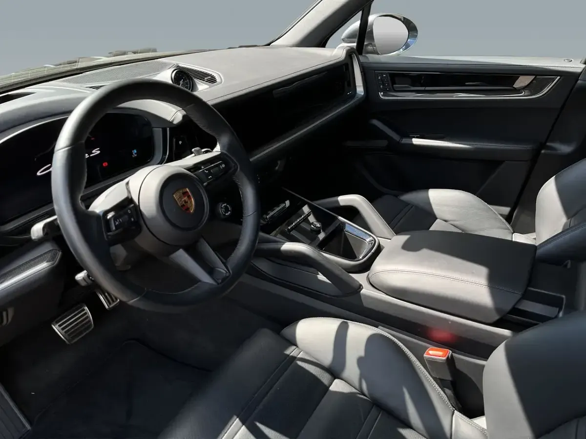 Brugt Porsche Cayenne 520 HK (382 kW) 2024 Grå SUV