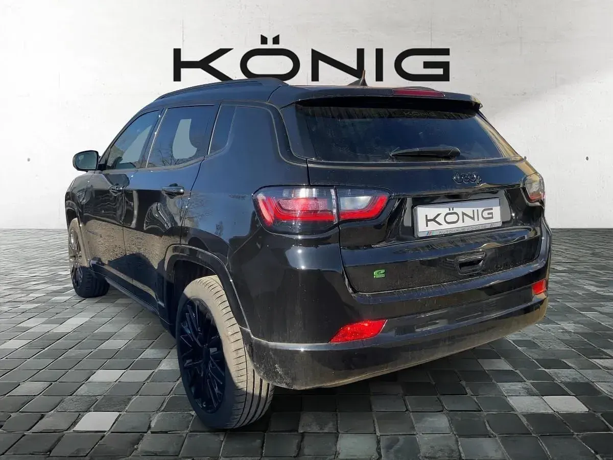 Occasion Jeep Compass Night Eagle 131 ch (96 kW) 2024 Noir SUV