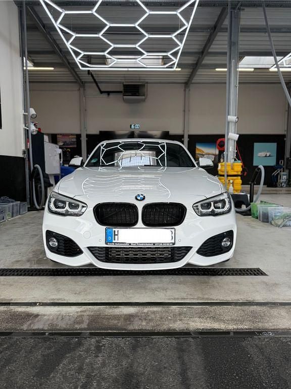 Weiß Gebraucht 2019 BMW 116 M Sport Kleinwagen | 15.000 € (Guter Preis) - Bild 1/4