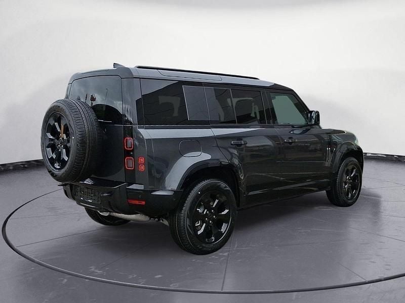 Gebraucht Land Rover Defender SE Dynamic 349 PS (256 kW) 2025 Carpathian grey SUV
