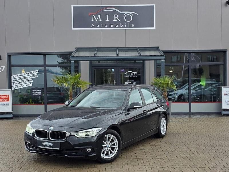 Gebraucht BMW 320 Advantage 184 PS (135 kW) 2019 Schwarz Limousine