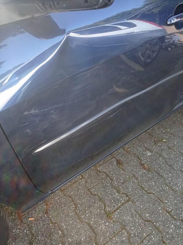 Blau Gebraucht 2008 Mazda 5 Van / Kleinbus | 1.700 € (Guter Preis) - Bild 1/4