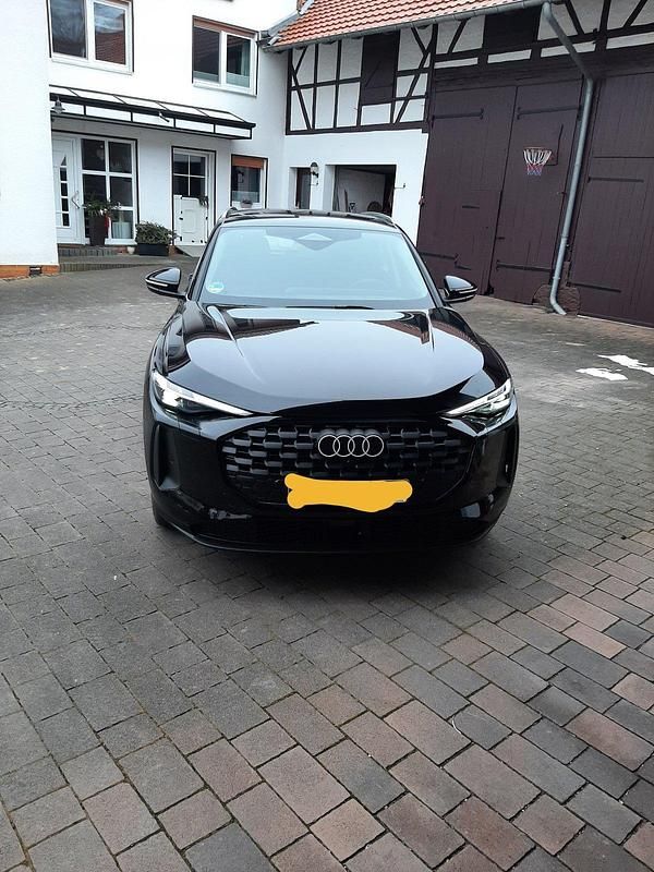 Schwarz Gebraucht 2025 Audi Q5 SUV | 51.000 € - Bild 1/4