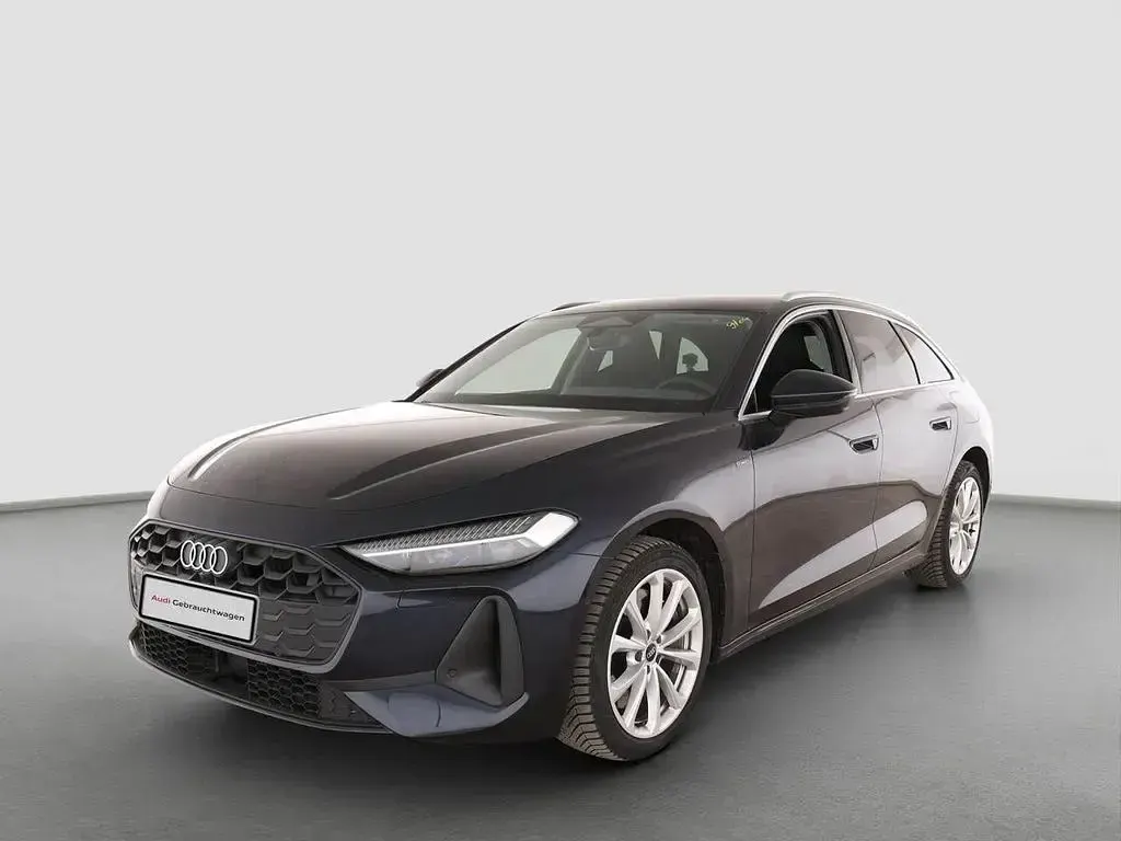 Gebraucht Audi A5 299 PS (219 kW) 2025 Firmamentblau metallic Kombi