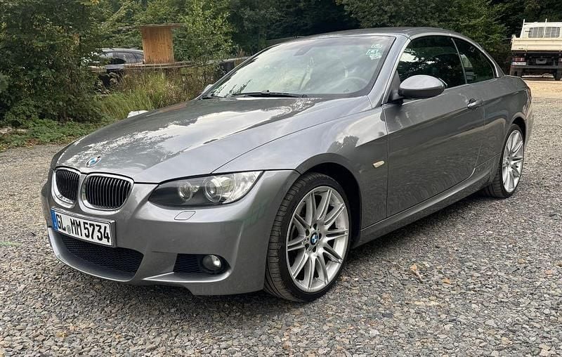 Grau Gebraucht 2008 BMW 335 Cabriolet Cabrio | 10.900 € (Superpreis) - Bild 1/4