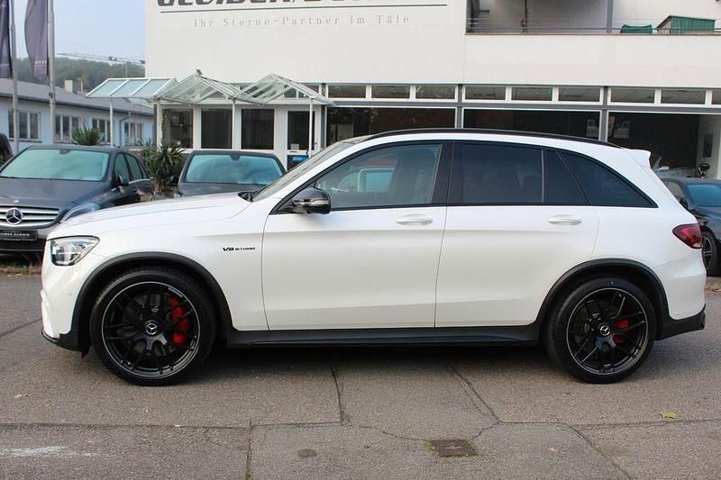 Diamantweiss Gebraucht 2020 Mercedes GLC63 AMG AMG SUV | 66.900 € (Etwas zu teuer) - Bild 1/4