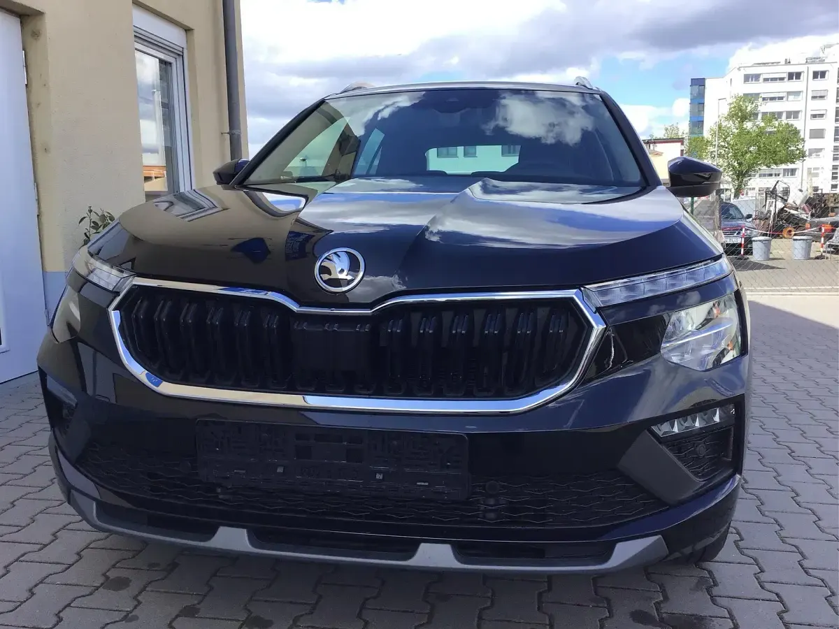 Ny Skoda Kamiq Selection 150 HK (110 kW) 2026 Sort SUV