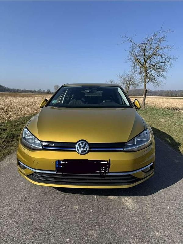Gebraucht VW Golf VII Join 131 PS (96 kW) 2018 Gelb Kleinwagen