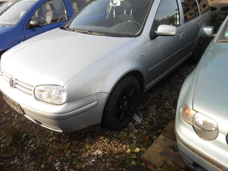Gebraucht VW Golf IV Pacific 102 PS (75 kW) 2004 Silber Kombi