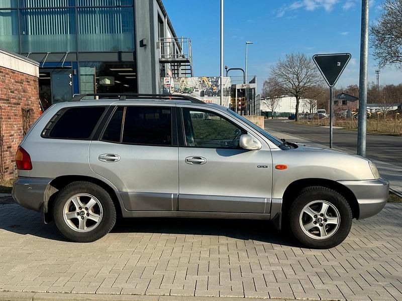 Gebraucht Hyundai Santa Fe 113 PS (83 kW) 2005 Silber SUV