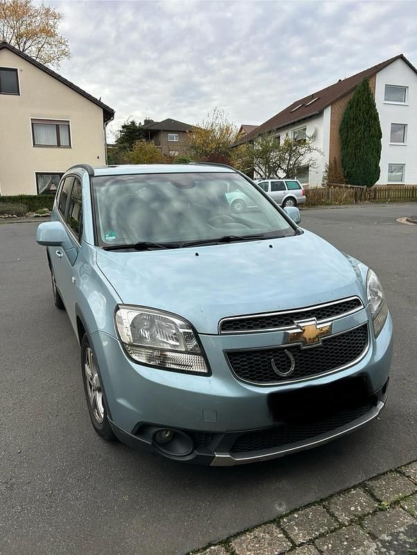 Blau Gebraucht 2013 Chevrolet Orlando Kombi | 4.750 € (Fairer Preis) - Bild 1/4