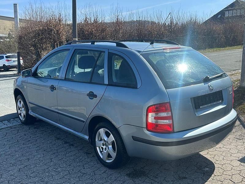 Gebraucht Skoda Fabia Ambiente 75 PS (55 kW) 2005 Grau Kombi