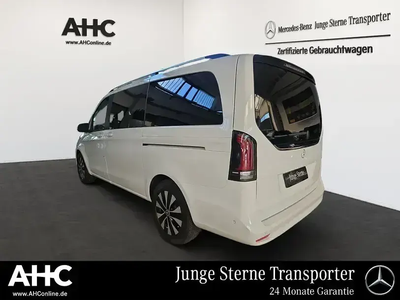 Gebraucht Mercedes V250 Style 190 PS (139 kW) 2025 Weiß Van / Kleinbus