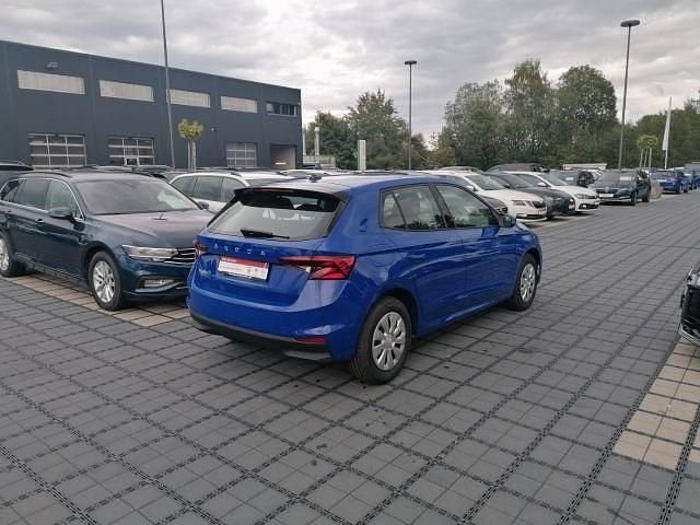 Gebraucht Skoda Fabia Selection 80 PS (58 kW) 2023 Energyblau Kleinwagen