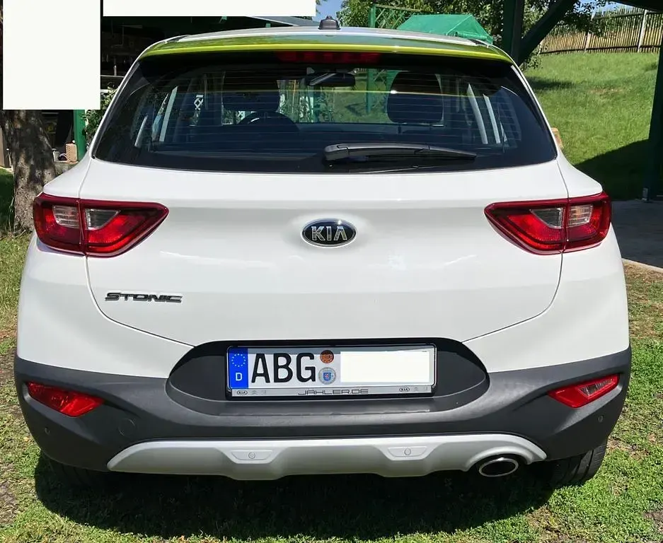 Gebraucht Kia Stonic Edition 7 84 PS (61 kW) 2019 Weiß SUV