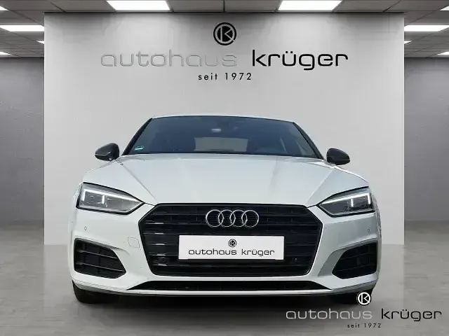 Gebraucht Audi A5 Sportback Comfort 190 PS (139 kW) 2018 Gletscherweiß metallic Kleinwagen