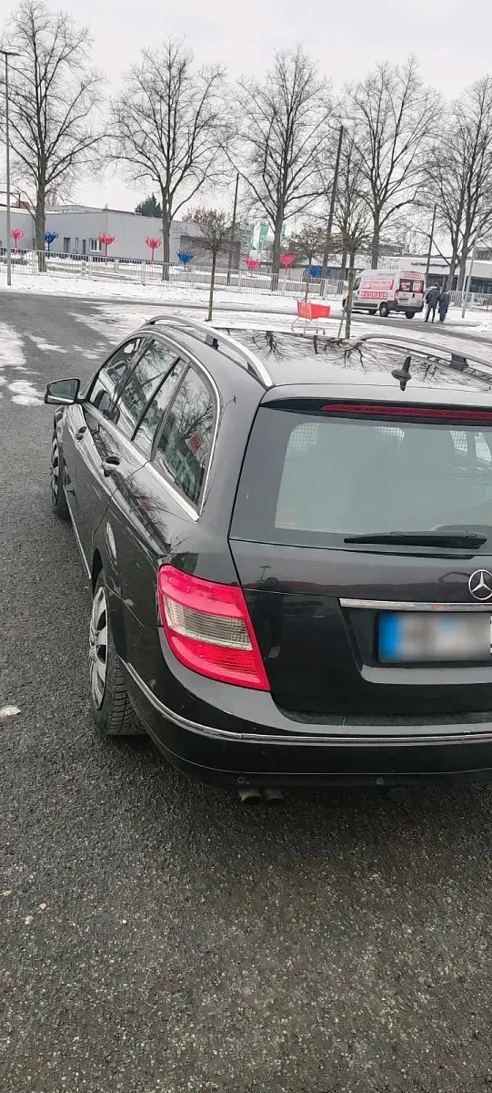 Gebraucht Mercedes C220 136 PS (100 kW) 2009 Schwarz Kombi