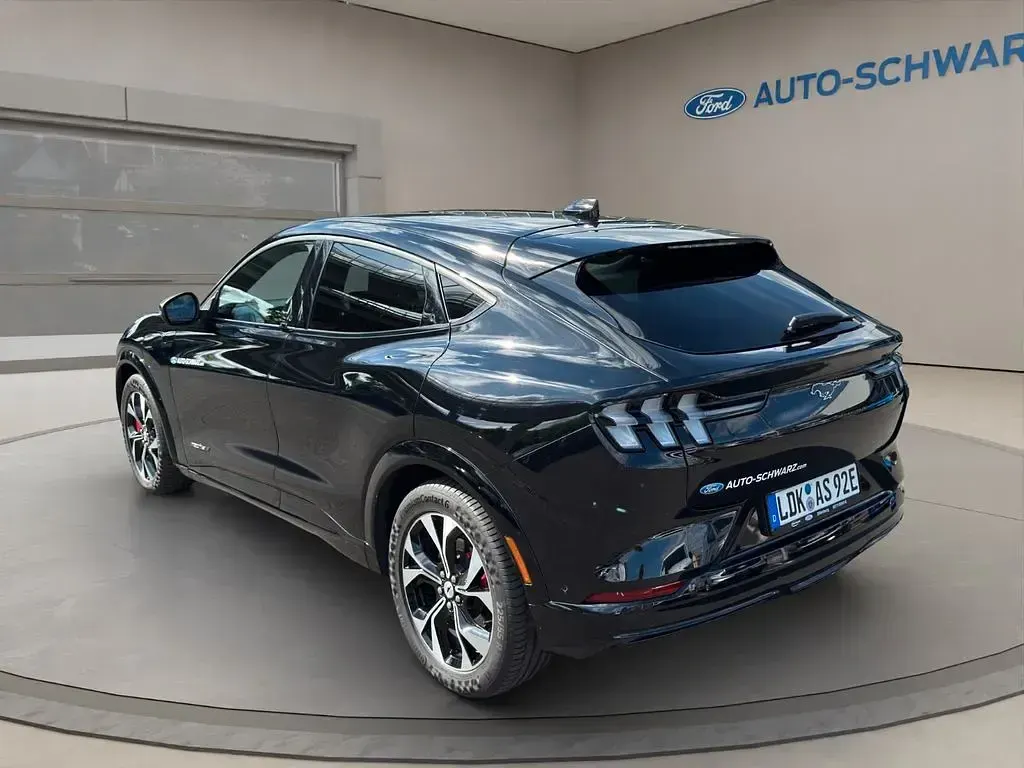 Gebraucht Ford Mustang Mach-E Premium 216 kW (294 PS) 2023 Schwarz SUV