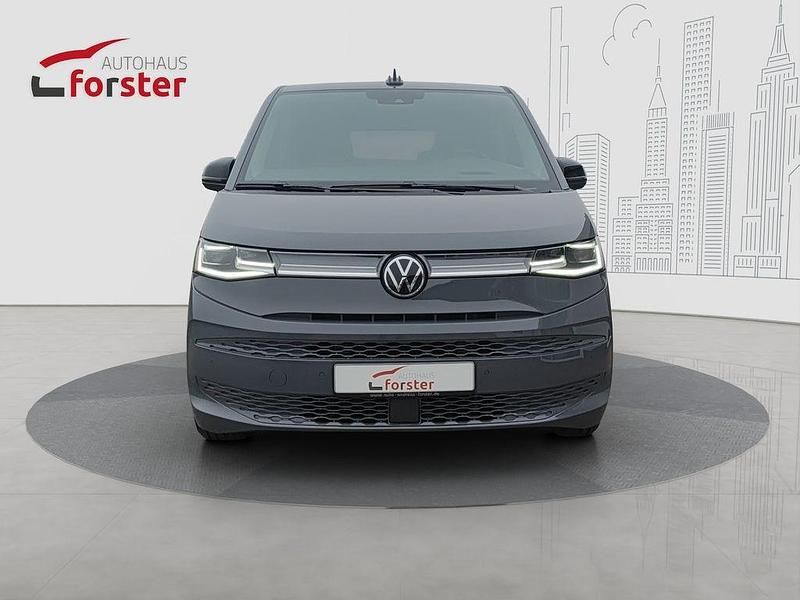 Gebraucht VW Multivan Style 150 PS (110 kW) 2024 Grau Van