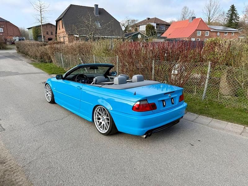 Gebraucht BMW 325 Cabriolet Performance 192 PS (141 kW) 2001 Blau Cabrio