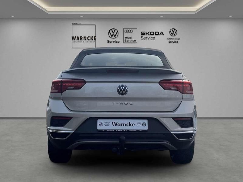 Gebraucht VW T-Roc Cabriolet Active 150 PS (110 kW) 2021 Ivory silver metallic Cabrio