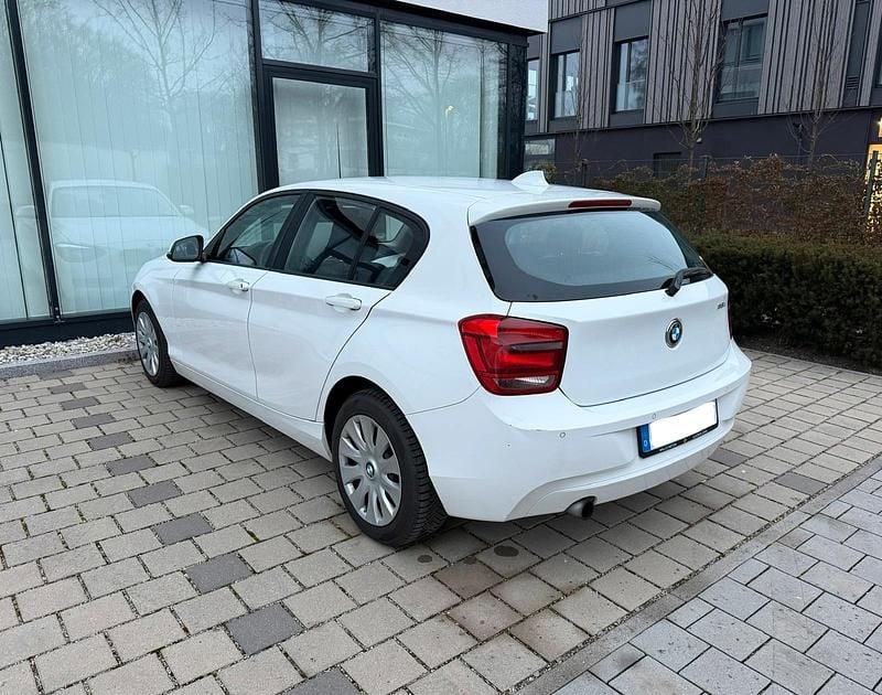 Gebraucht BMW 116 136 PS (100 kW) 2013 Weiß Kleinwagen