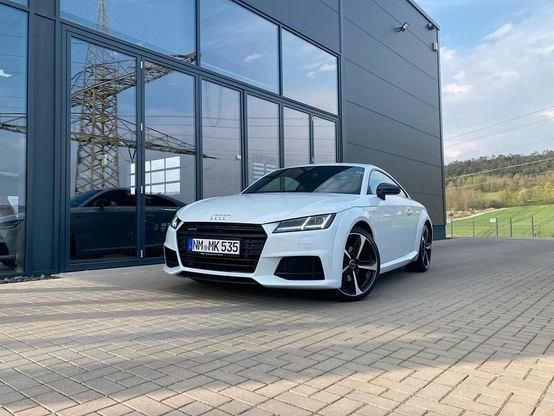 Weiß Gebraucht 2017 Audi TT S-Line Coupé | 19.850 € (Fairer Preis) - Bild 1/4