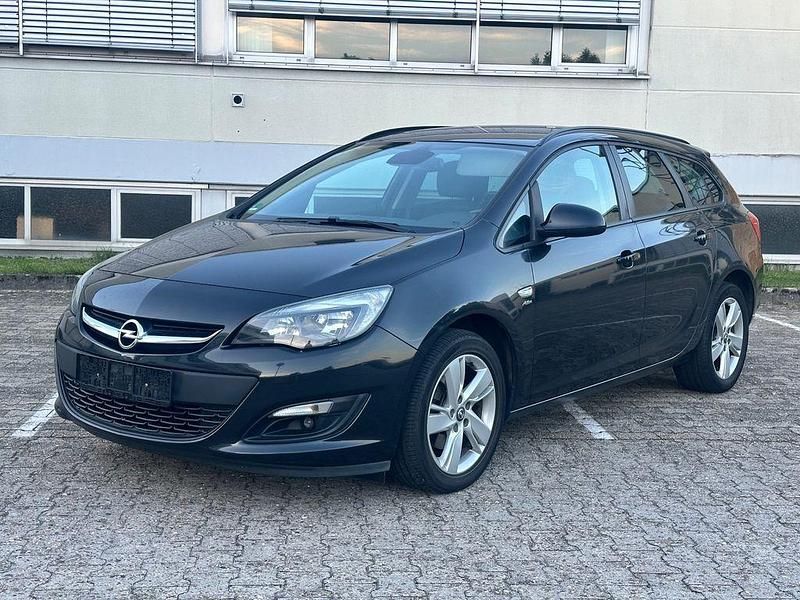 Schwarz Gebraucht 2014 Opel Astra Active Kombi | 3.990 € (Fairer Preis) - Bild 1/4