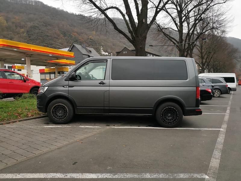 Gebraucht VW Transporter 150 PS (110 kW) 2019 Van