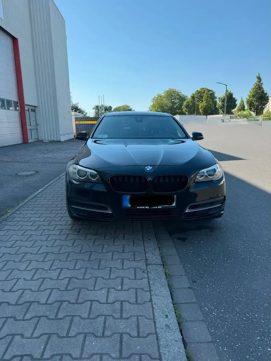 Gebraucht BMW 520 190 PS (139 kW) 2014 Schwarz Limousine