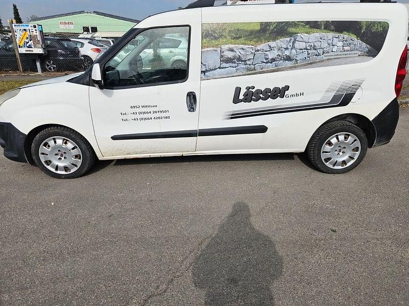 Gebraucht Fiat Doblò 105 PS (77 kW) 2010 Weiß Van / Kleinbus