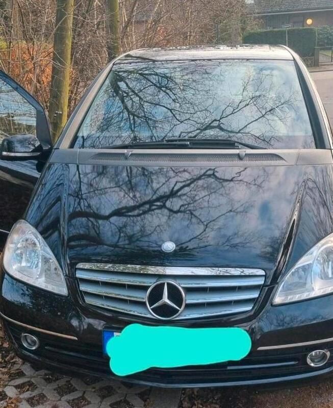 Schwarz Gebraucht 2008 Mercedes A150 Van / Kleinbus | 3.333 € (Fairer Preis) - Bild 1/4