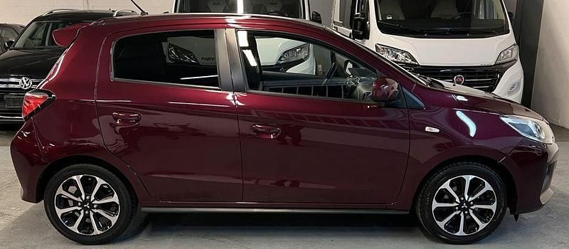 Gebraucht Mitsubishi Space Star Select+ 95 PS (69 kW) 2022 Rot Limousine