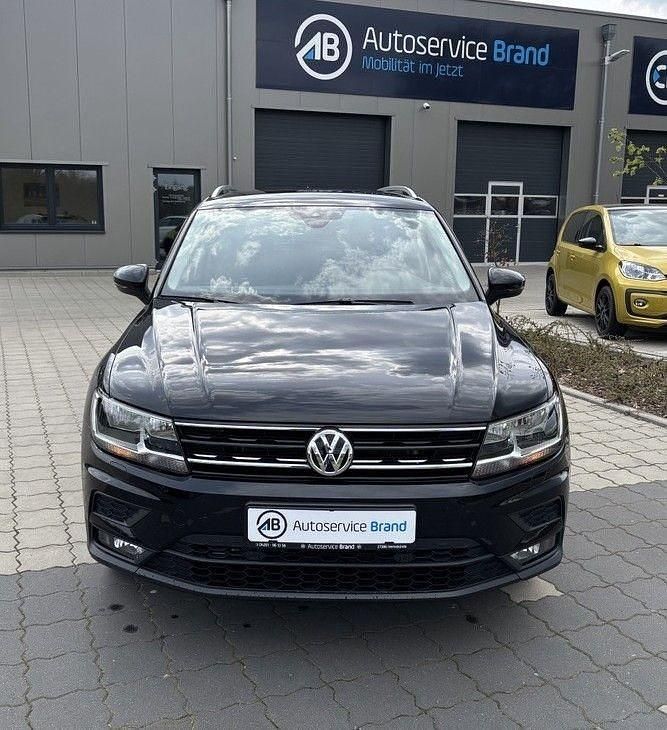 Second-hand VW Tiguan Join 150 CP (110 kW) 2019 Negru SUV