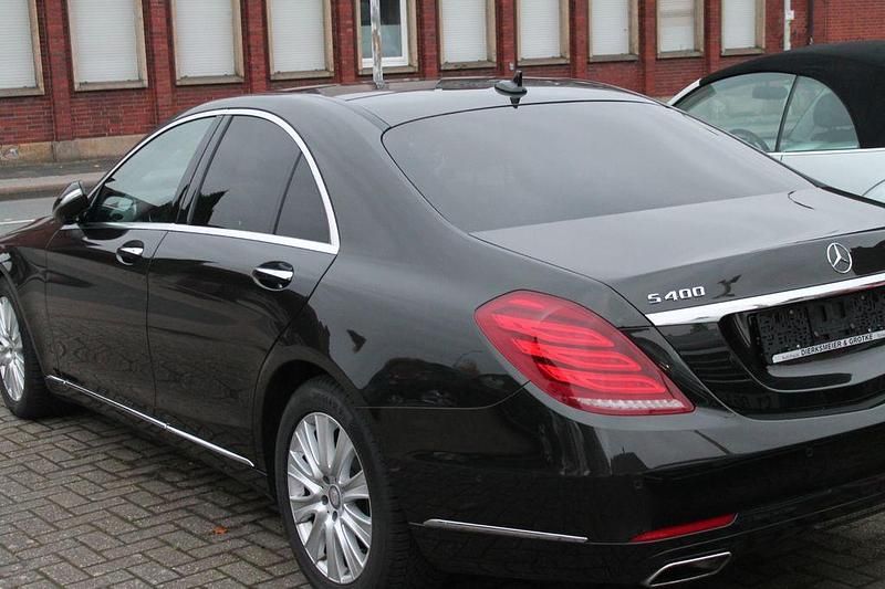 Gebraucht Mercedes S400 306 PS (225 kW) 2014 Braun Limousine
