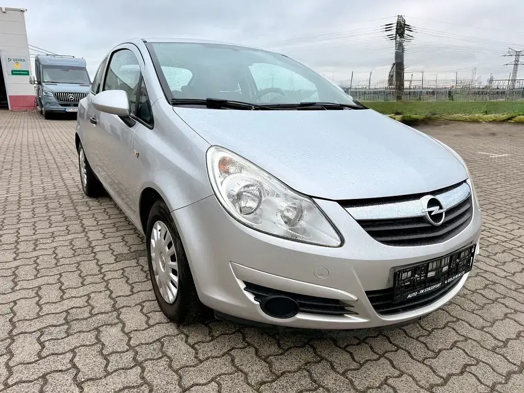 Gebraucht Opel Corsa Selection 60 PS (44 kW) 2009 Silber Kleinwagen