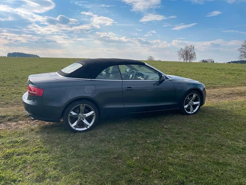 Gebraucht Audi A5 Cabriolet 211 PS (155 kW) 2009 Grau Cabrio