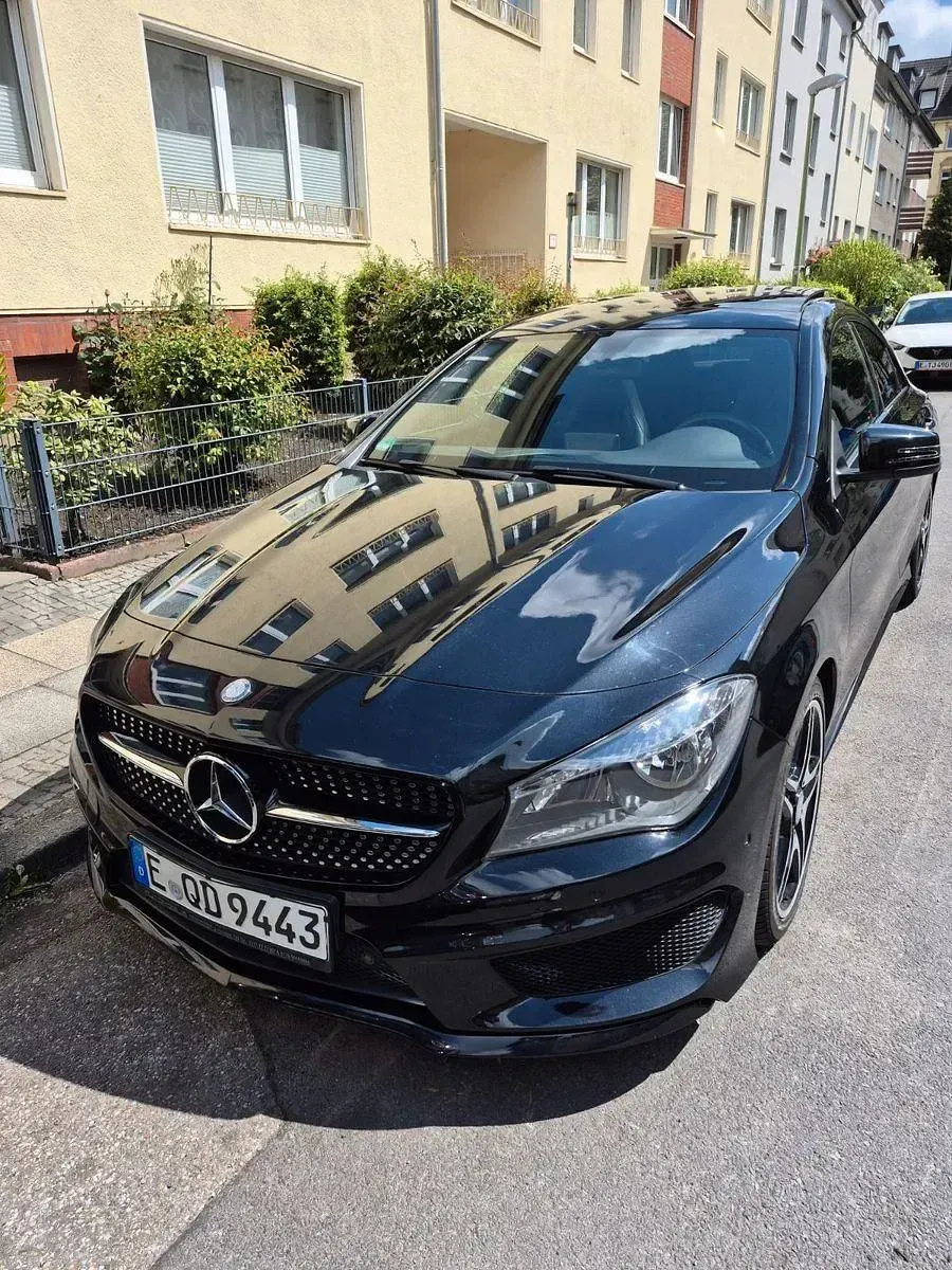 Gebraucht Mercedes CLA220 AMG line 170 PS (125 kW) 2013 Schwarz Limousine