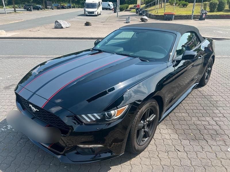 Gebraucht Ford Mustang Convertible 306 PS (225 kW) 2017 Schwarz Cabrio