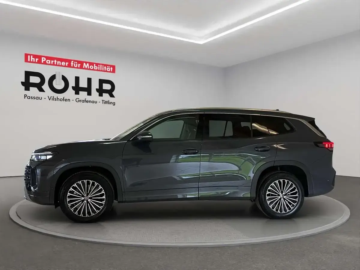 Gebraucht VW Tayron Elegance 193 PS (141 kW) 2025 Delfingrau metallic SUV