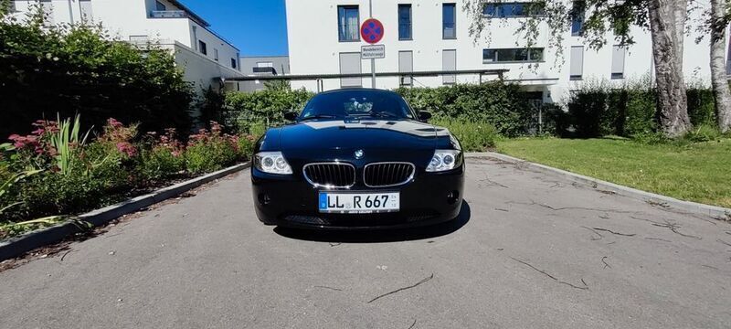 Gebraucht BMW Z4 Performance 170 PS (125 kW) 2004 Schwarz Cabrio