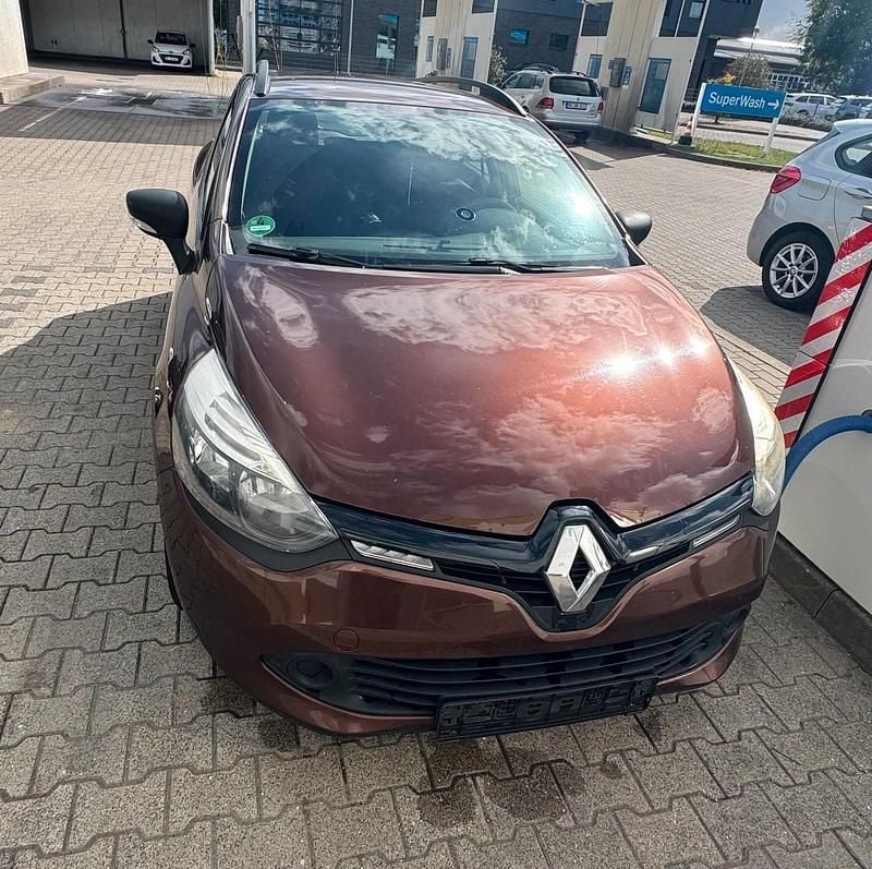 Braun Gebraucht 2015 Renault Clio IV Limousine | 3.000 € - Bild 1/4