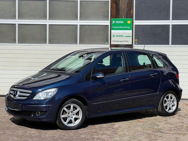 Gebraucht Mercedes B180 109 PS (80 kW) 2007 Blau Van / Kleinbus