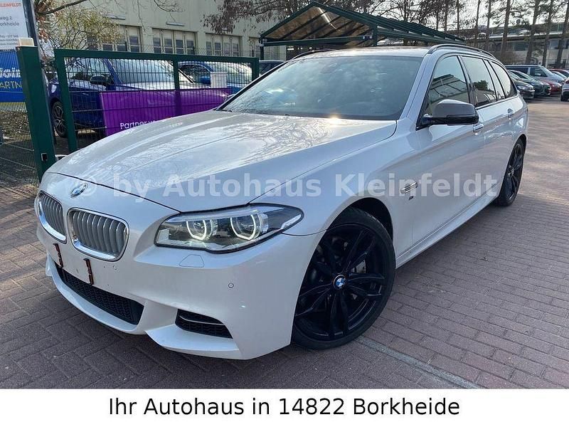 Gebraucht BMW M550 Performance 381 PS (280 kW) 2015 Weiß Limousine