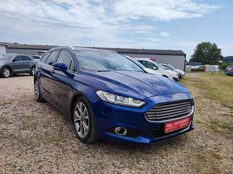 Blau Gebraucht 2016 Ford Mondeo Titanium Limousine | 12.990 € (Fairer Preis) - Bild 1/4