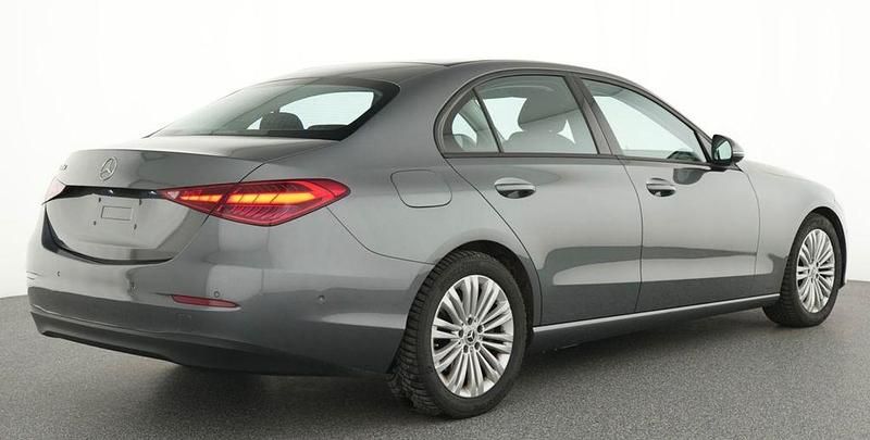 Gebraucht Mercedes C200 163 PS (119 kW) 2023 Selenitgrau  metalliclack Limousine