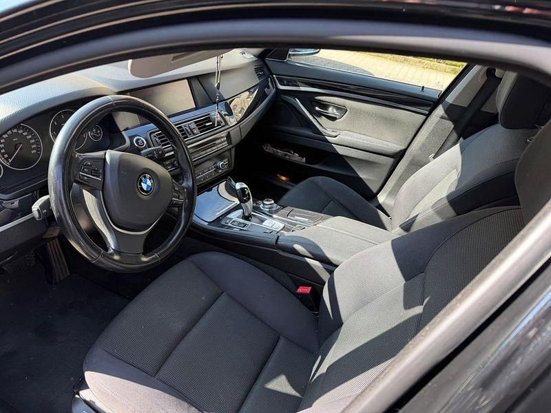 Gebraucht BMW 520 186 PS (136 kW) 2013 Schwarz Kombi