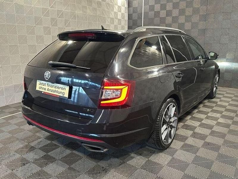 Second-hand Skoda Octavia RS 245 CP (180 kW) 2019 Negru Berlinǎ