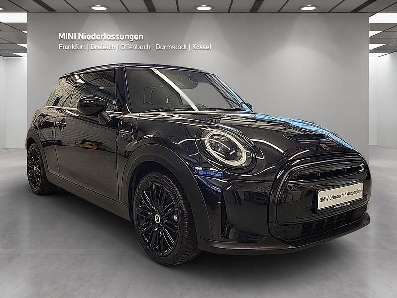 Gebraucht Mini Cooper SE 135 kW (184 PS) 2023 Schwarz Kleinwagen