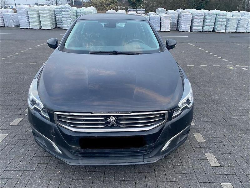 Gebraucht Peugeot 508 Allure 120 PS (88 kW) 2018 Schwarz Limousine